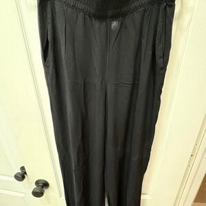 Women's Black Pants with pockets, size 6